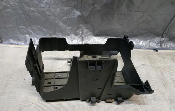 Peugeot 508 Battery box tray 9686709280