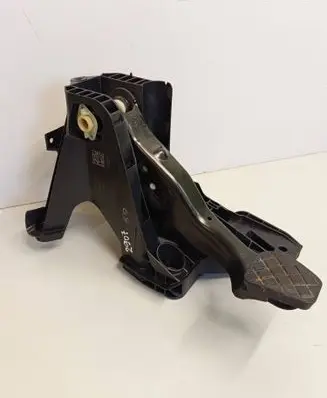 Volkswagen Golf VII Brake pedal 5Q1721058BJ