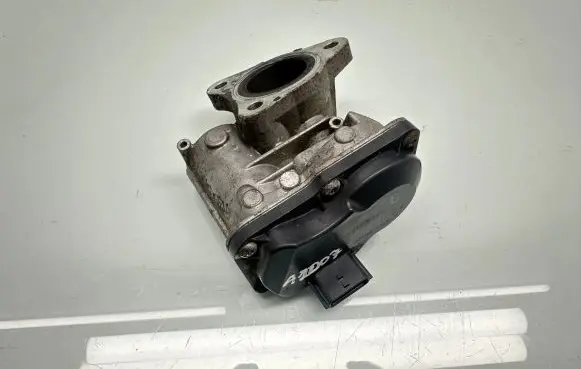 Renault Megane IV EGR valve 8201143495 T1007125 147102557R