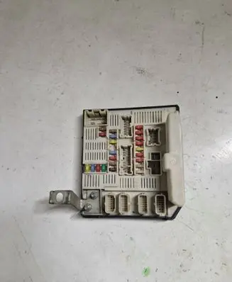 Renault Scenic II - Grand scenic II Fuse module 8200455424