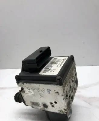 Volkswagen PASSAT B6 ABS Pump 3C0614109K 16431508E 16431608
