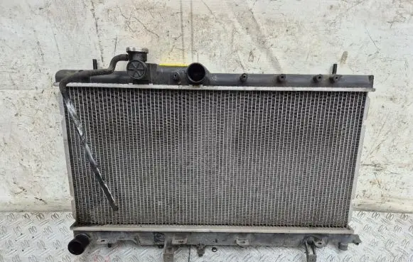 Subaru Impreza II Coolant radiator