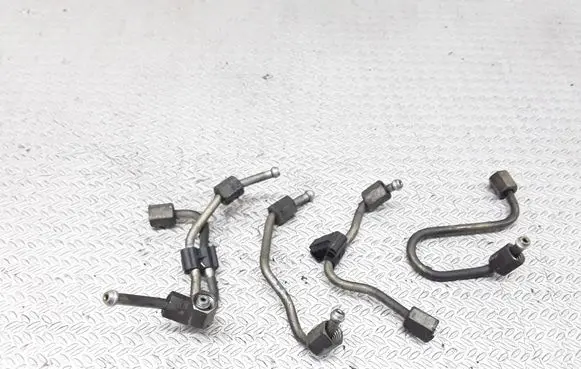 Peugeot 307 Fuel injector supply line/pipe 
