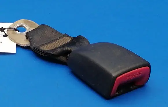 Peugeot 107 Rear seatbelt buckle B480E034501