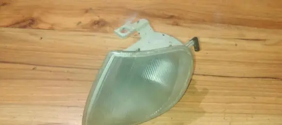 Volkswagen Polo III 6N 6N2 6NF Front indicator light