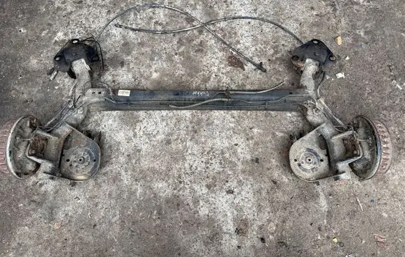 Dacia Dokker Rear axle beam 