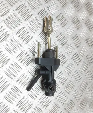 Toyota Yaris Clutch master cylinder