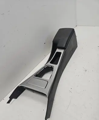 BMW 3 E90 E91 Armrest 13318810 BM3001112 EE309SC
