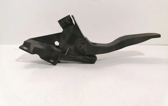 Ford Mondeo Mk III Accelerator throttle pedal 2S719F836CS