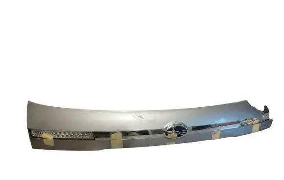 Subaru Outback Trunk door license plate light bar 91711AG040