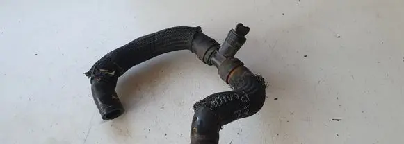 Nissan Leaf I (ZE0) Engine coolant pipe/hose