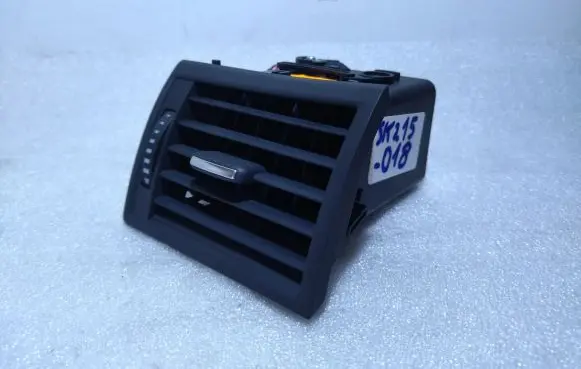 Audi A8 S8 D3 4E Dashboard side air vent grill/cover trim 4E0820951 SK215018