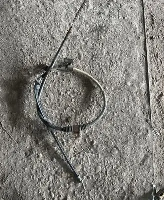 Handbrake/parking brake wiring cable
