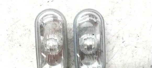 Volkswagen Lupo Front fender indicator light 1J0949117 48435 240VWY5W