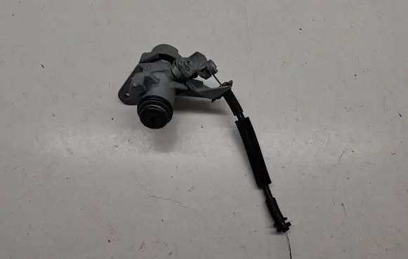 Audi A5 Tailgate/trunk/boot lock/catch/latch 8W7827573