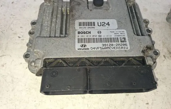 Hyundai i40 Engine control unit/module 391252A206 391202A206 0281018050