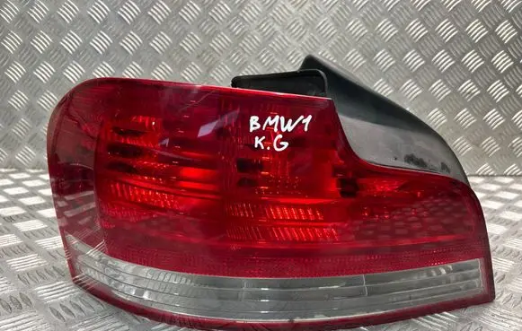 BMW 1 E82 E88 Rear/tail lights 6924519