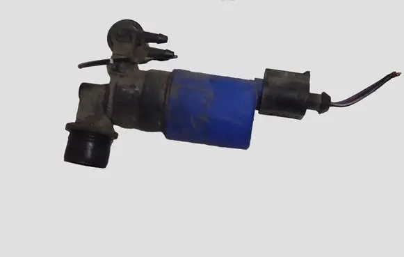 Ford C-MAX II Windscreen/windshield washer pump AV6113K082AA