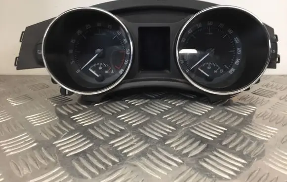 Skoda Superb B6 (3T) Speedometer (instrument cluster) 3T2920911K A2C53219665 A2C53249763