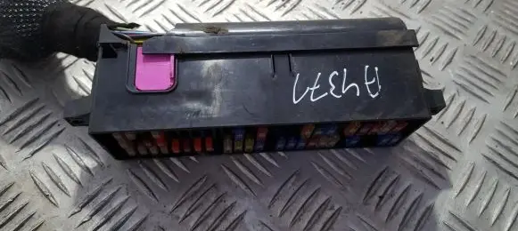 Skoda Fabia Mk1 (6Y) Fuse box set 63593576