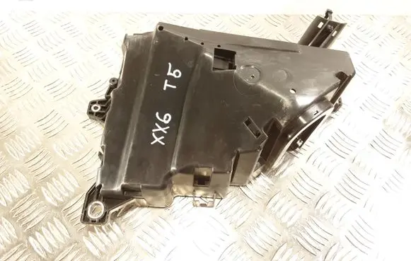 Volvo XC60 Fuse box set 33250384