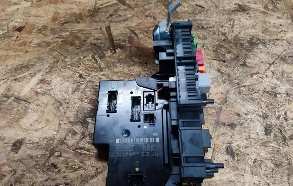 Mercedes-Benz E W212 SAM control unit 2129009622 88888