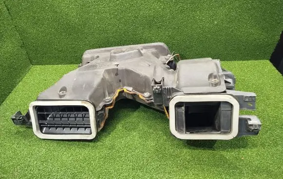 Interior heater climate box assembly