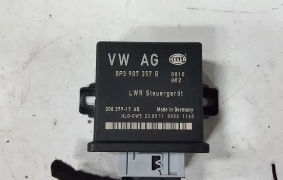 Audi A3 S3 8P Light module LCM 8P3907357B