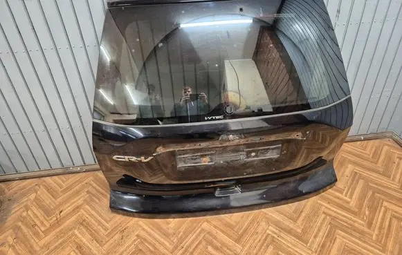 Honda CR-V Tailgate/trunk/boot lid