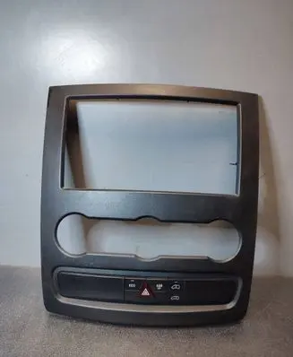 Mercedes-Benz Sprinter W901 W902 W903 W904 Radio/GPS head unit trim A9066800017