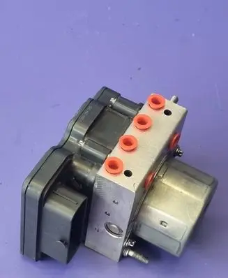Subaru Forester SK ABS Pump 0265244212