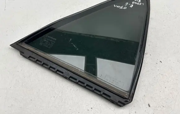 Lexus RX 330 - 350 - 400H Rear vent window glass A00234510A 43R00073