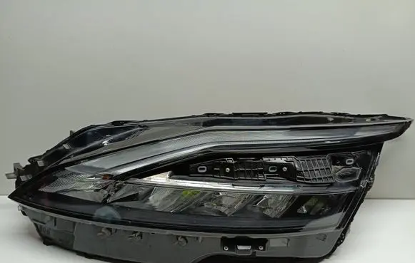 Nissan Qashqai J12 Headlight/headlamp 1008D02G