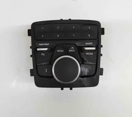 Head unit multimedia control