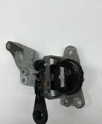 Opel Vivaro Engine mount bracket 12841371R