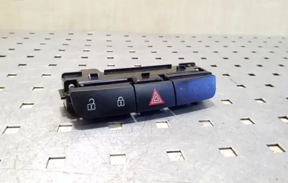 Opel Insignia A Hazard light switch 13324594