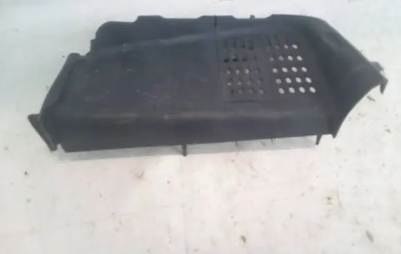 Porsche Cayenne (9Y0 9Y3) Intercooler air guide/duct channel 9Y0121699C