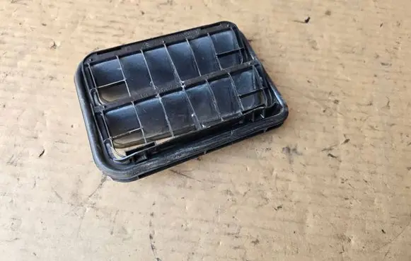 Toyota Proace Quarter panel pressure vent 9675506980