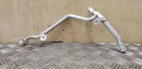 Audi A8 S8 D4 4H Engine coolant pipe/hose 4H0121485AA