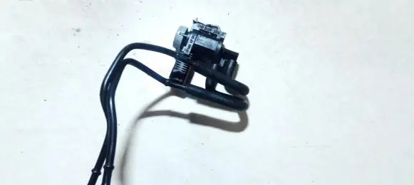 Volkswagen Caddy Turbo solenoid valve 1k0906283a