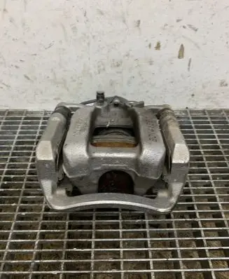 Chevrolet Camaro Rear brake caliper 84182148