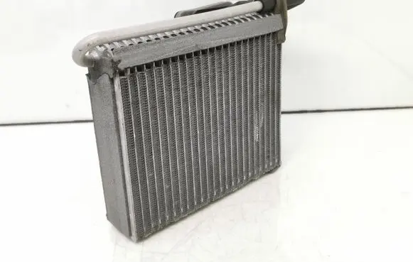 Air conditioning (A/C) radiator (interior)