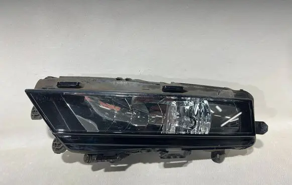 Skoda Octavia Mk3 (5E) Front fog light 5E0941699