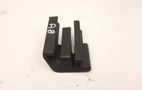 Audi A8 S8 D4 4H Sliding door rail trim 4H0881347A