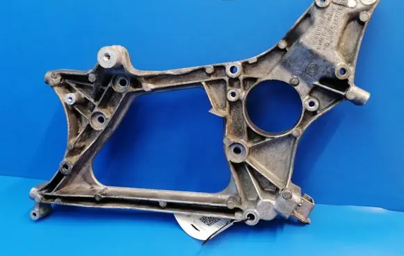 Generator/alternator bracket
