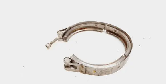 Seat Ateca Muffler pipe connector clamp 04L131455A