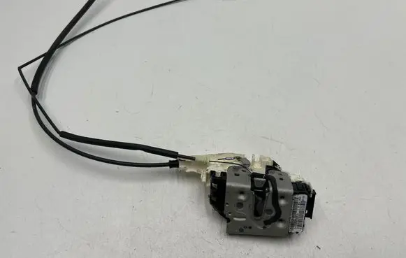 Chrysler Pacifica Front door lock P04589916AE T76KD1437