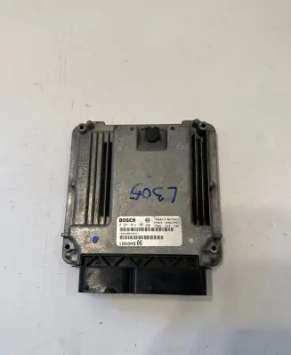 Mitsubishi Outlander Engine control unit/module 0281014108 1860A906 1039S19947