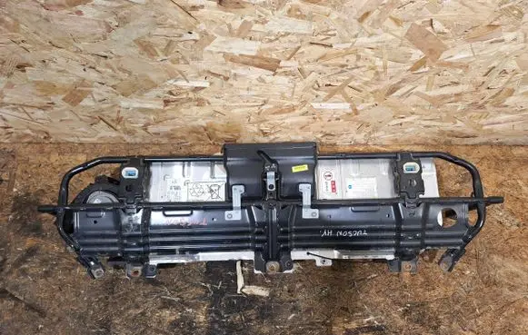 Hyundai Tucson IV NX4 Car battery 37501-CZ000
