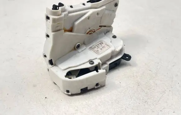 Skoda Octavia Mk4 Rear glass lock/latch Q176 11342739